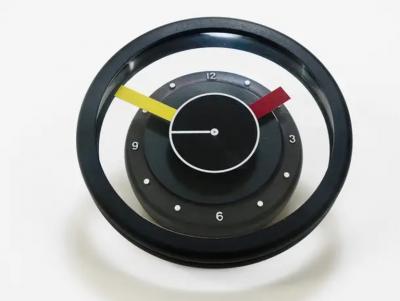  George Sowden Nathalie du Pasquier Postmodern Round Pop Art Desk or Table Clock Memphis Milano Style Italy 1990s