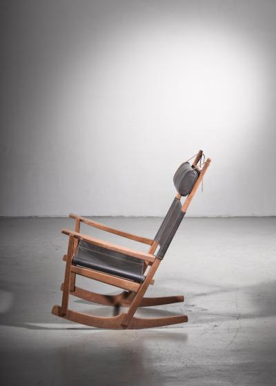 Getama Hans Wegner keyhole rocking chair with original brown leather