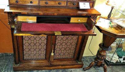  Gillows of Lancaster London 18th Century British Regency Bureau Chiffonier in Manner of Gillows
