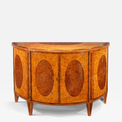  Gillows of Lancaster London A fine George III Period Demi Lune Burr Elm and Burr Yew Wood Commode