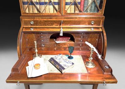  Gillows of Lancaster London George III Gillows Mahogany Cylindrical Bureau Bookcase