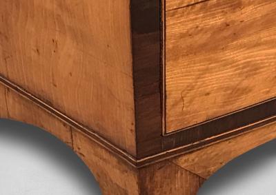  Gillows of Lancaster London George III Satinwood Kingwood Chest of Drawers