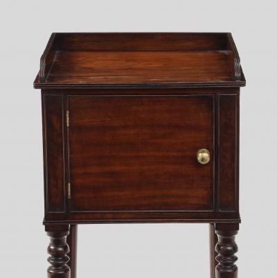  Gillows of Lancaster London Gillows Bedside Table