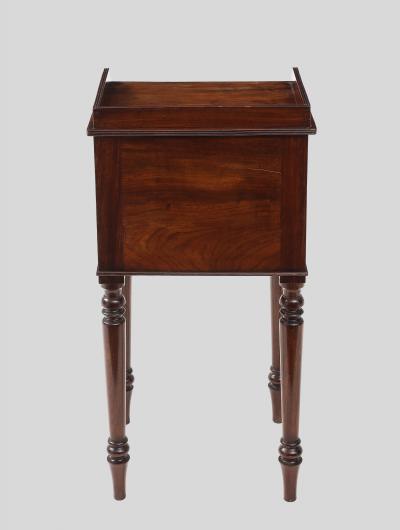  Gillows of Lancaster London Gillows Bedside Table