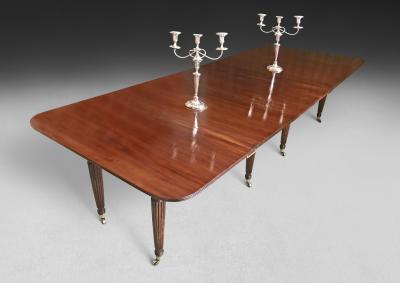 Gillows of Lancaster London Gillows Patent Mahogany Extending Dining Table