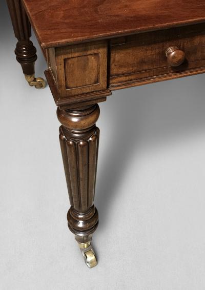  Gillows of Lancaster London Gillows Regency Mahogany Draw Leaf Dining Table