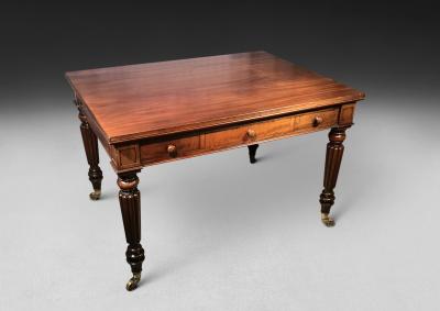  Gillows of Lancaster London Gillows Regency Mahogany Draw Leaf Dining Table