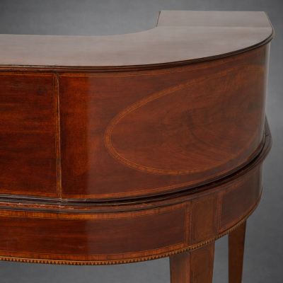  Gillows of Lancaster London Regency Mahogany Carlton House Desk