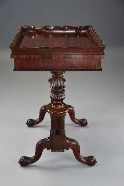  Gillows of Lancaster London Superb quality early 19thc Regency Gillows mahogany work table