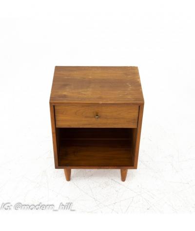  Glenn of California Glenn of California Style Mid Century Single Drawer Walnut Nightstand