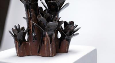  Godeleine de Rosamel Pinky black by Godeleine de Rosamel