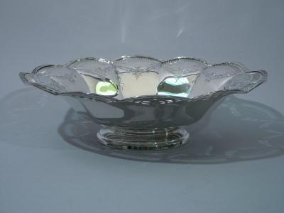  Gorham Manufacturing Co Gorham Sterling Silver Centerpiece Bowl 1916