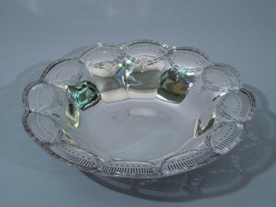  Gorham Manufacturing Co Gorham Sterling Silver Centerpiece Bowl 1916