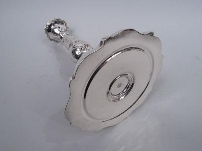  Gorham Manufacturing Co Pair of Gorham Edwardian Classical Sterling Silver Candlesticks 1914