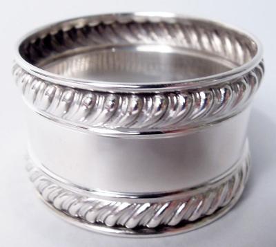  Gorham Manufacturing Co Pair of Gorham Edwardian Classical Sterling Silver Napkin Rings