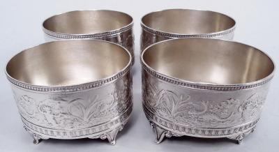  Gorham Manufacturing Co Set of 4 Gorham Sterling Silver Open Salts in Classical Aurora Pattern