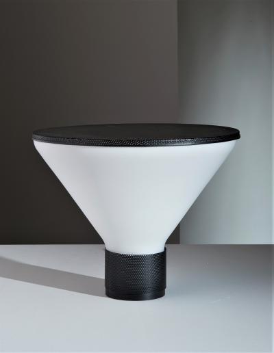  Gregotti Associati FIGURA Table Lamp by Gregotti Associati