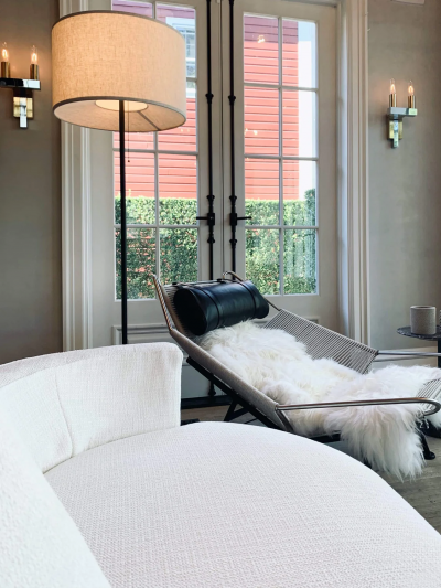  Gubi GRAVITY FLOOR LAMP IN BLACKENED STEEL