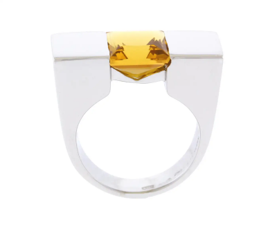  Gucci 18kt White Gold Gucci Citrine Ring