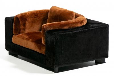  Gucci Gucci Monumental 1970s Club Chairs in New Black Cowhides and Chocolate Shearling
