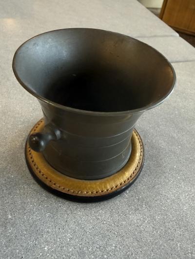  Gucci Vintage Gucci Pewter Desk Pen Holder with Leather Base