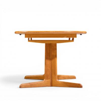  Gudme Mobelfabrik Gudme M belfabrik Mid Century Teak Expanding Dining Table with 2 Leaves