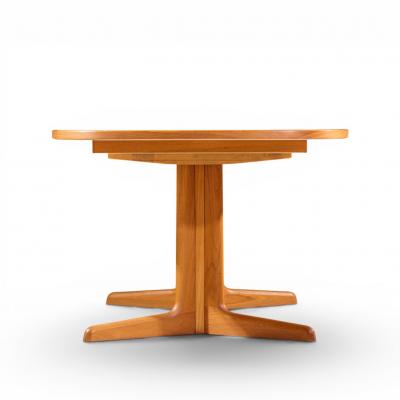  Gudme Mobelfabrik Gudme M belfabrik Mid Century Teak Expanding Dining Table with 2 Leaves