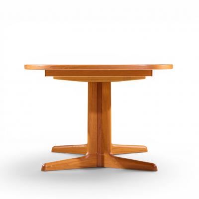  Gudme Mobelfabrik Gudme M belfabrik Mid Century Teak Expanding Dining Table with 2 Leaves