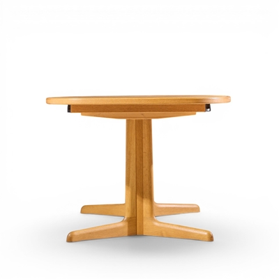  Gudme Mobelfabrik Gudme Mobelfabrik Mid Century Danish Teak Expanding Dining Table with 2 Leaves
