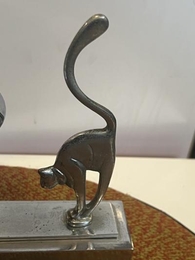 Hagenauer PETITE ART DECO CHROMED BRONZE AUSTRIAN CAT LAMP IN THE VEIN OF HAGENAUER