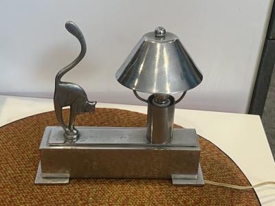 Hagenauer PETITE ART DECO CHROMED BRONZE AUSTRIAN CAT LAMP IN THE VEIN OF HAGENAUER