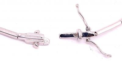  Hammerman Brothers 18 Karat White Gold and Diamond Swirl Necklace by H2 at Hammerman