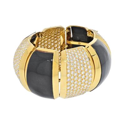  Hammerman Brothers 18K Yellow Gold Approx 41 Carat Black Agate Large Bangle Bracelet