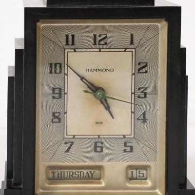  Hammond Art Deco Skyscraper Style Hammond Bakelite Electric Clock w Day Date Function