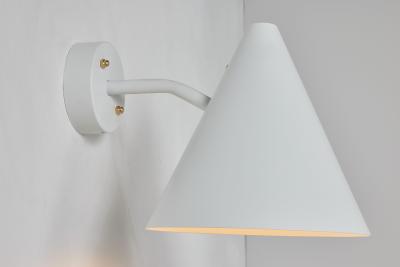  Hans Agne Jakobsson Hans Agne Jakobsson Tratten Outdoor Sconce in White