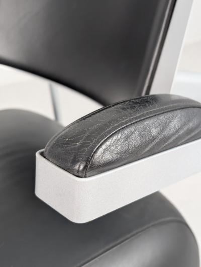  Harri Korhonen Modernist Sculptural Oscar Chair by Harri Korhonen in Black Leather Inno 1990s