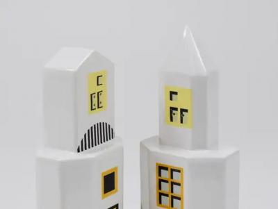  Heide Warlamis Heide Warlamis Postmodern Skyscraper Salt Pepper Shakers Vienna Collection 1990