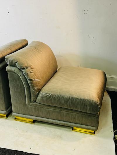 Henredon Furniture EXCEPTIONAL PAIR OF DECO REVIVAL SLIPPER CHAIRS IN GRAY SILK BRASS BY HENREDON