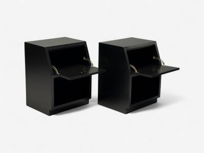  Henredon Furniture Henredon Mid Century Modern Black Lacquer Brass Campaign Nightstands 1960s