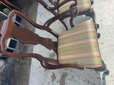  Henredon Furniture Pair of Henrendon arm chairs