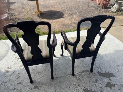  Henredon Furniture Pair of Henrendon arm chairs