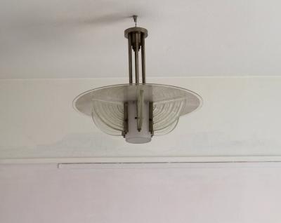  Hettier et Vincent Fine French Art Deco Chandelier by Hettier et Vincent