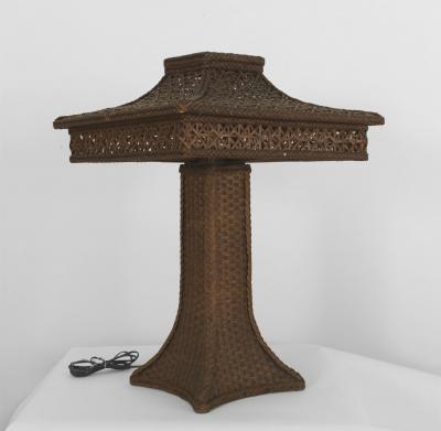 Heywood Wakefield American Victorian Natural Wicker Large Table Lamp