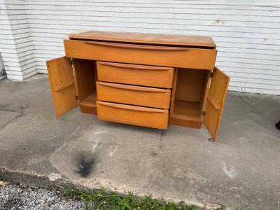  Heywood Wakefield Heywood Wakefield Buffet