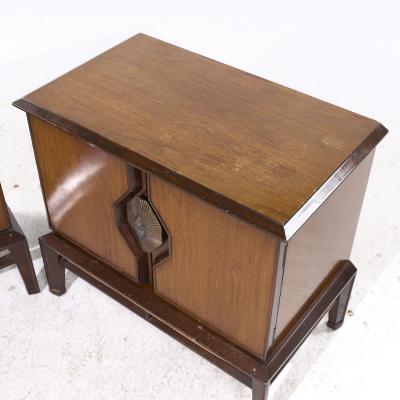  Hobey Helen Baker Helen Hobey Baker Mid Century Walnut and Burlwood Nightstands Pair