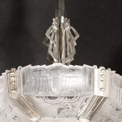  Hugue Art Deco Skyscraper Style Chandelier in Silvered Bronze Frosted Glass by Hugue