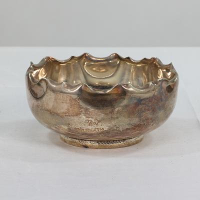  Hukin Heath Hukin Heath Dresser style A silver plated sugar bowl matching sugar spoon