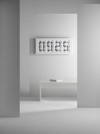  Humans since 1982 ClockClock 24