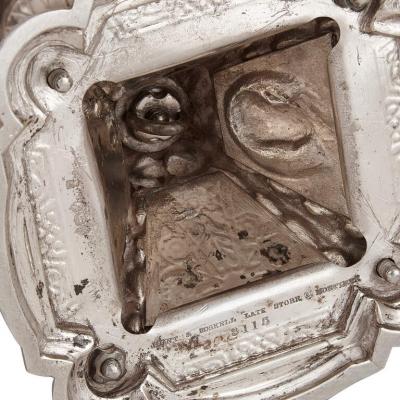  Hunt Roskell Large antique Victorian silver loving cup and cover