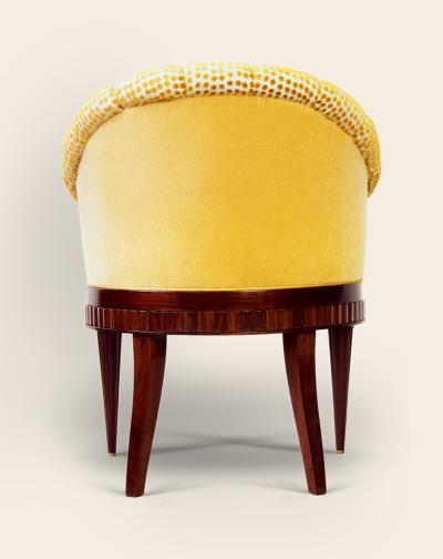  ILIAD Bespoke Scallop Backed Bergeres